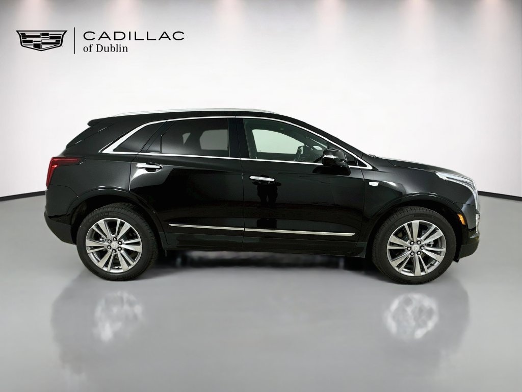 New 2026 CADILLAC XT5 Premium Luxury SUV