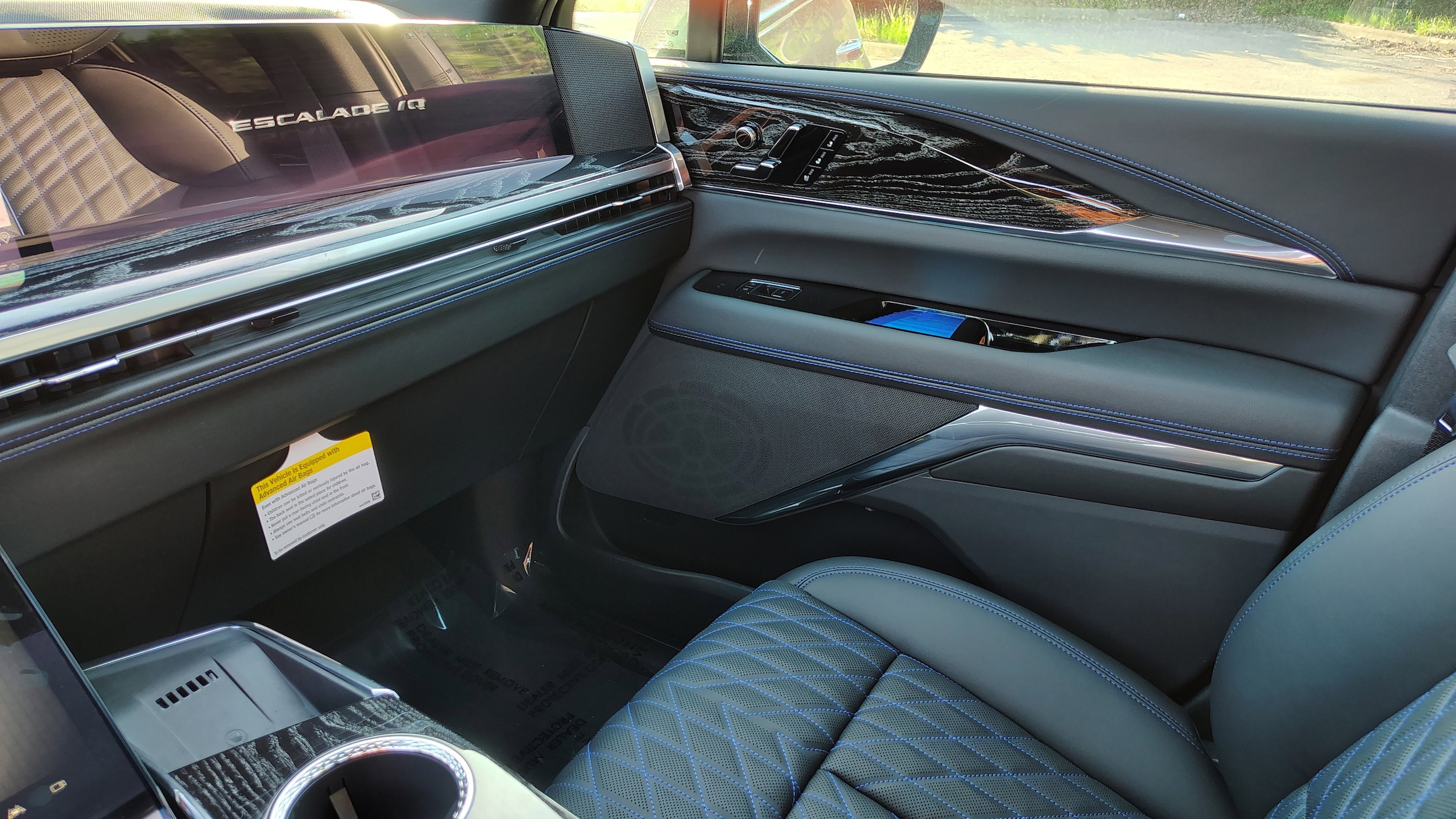 2025 Cadillac Escalade IQ Luxury 1 - Photo 28