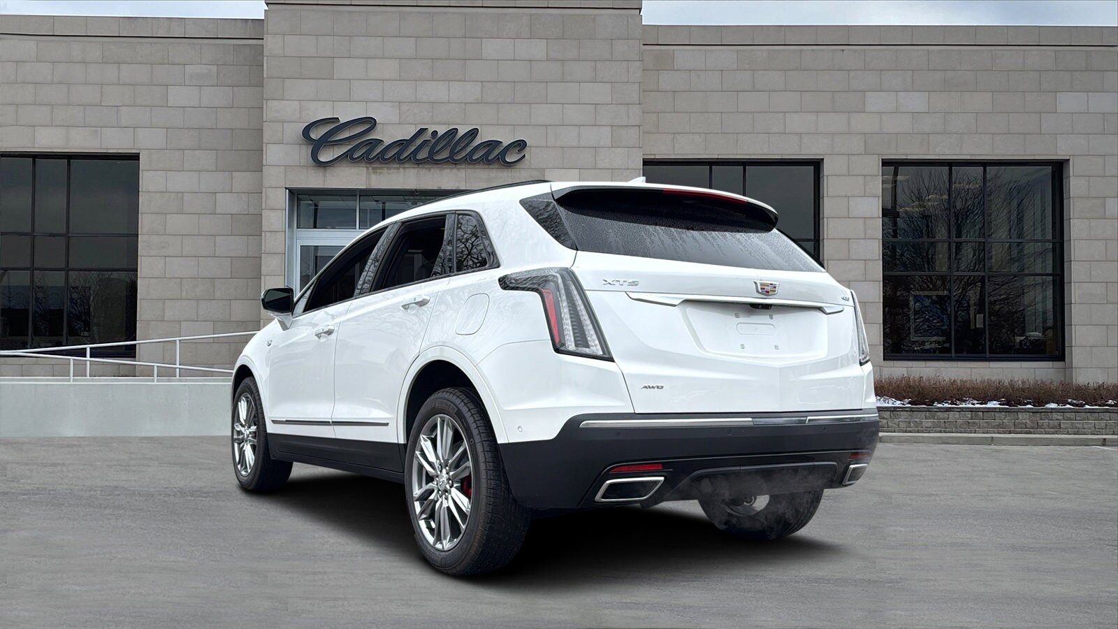 2025 Cadillac XT5 Sport photo 4