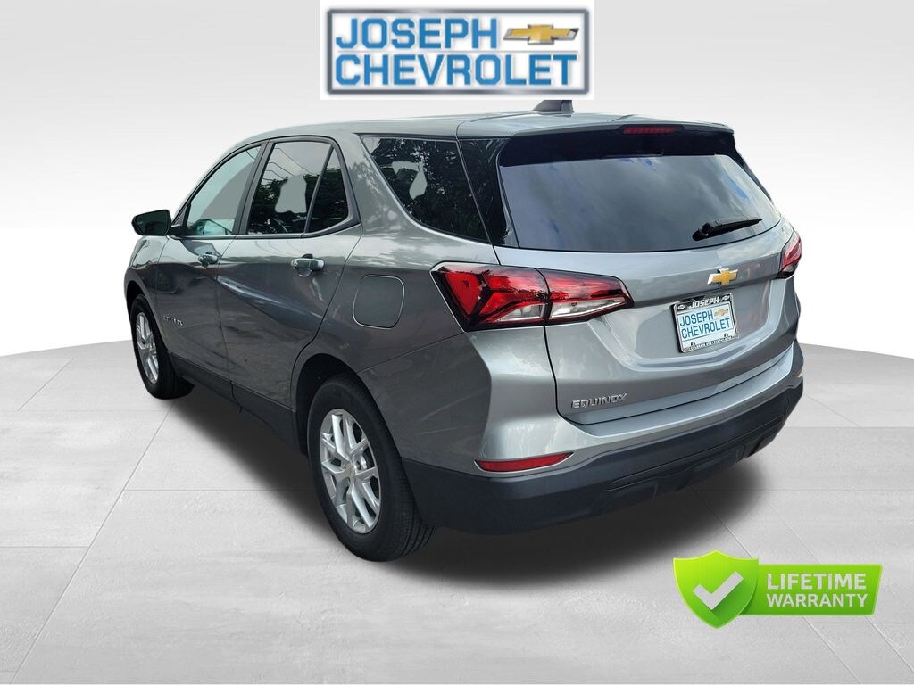 Used 2024 Chevrolet Equinox LS SUV