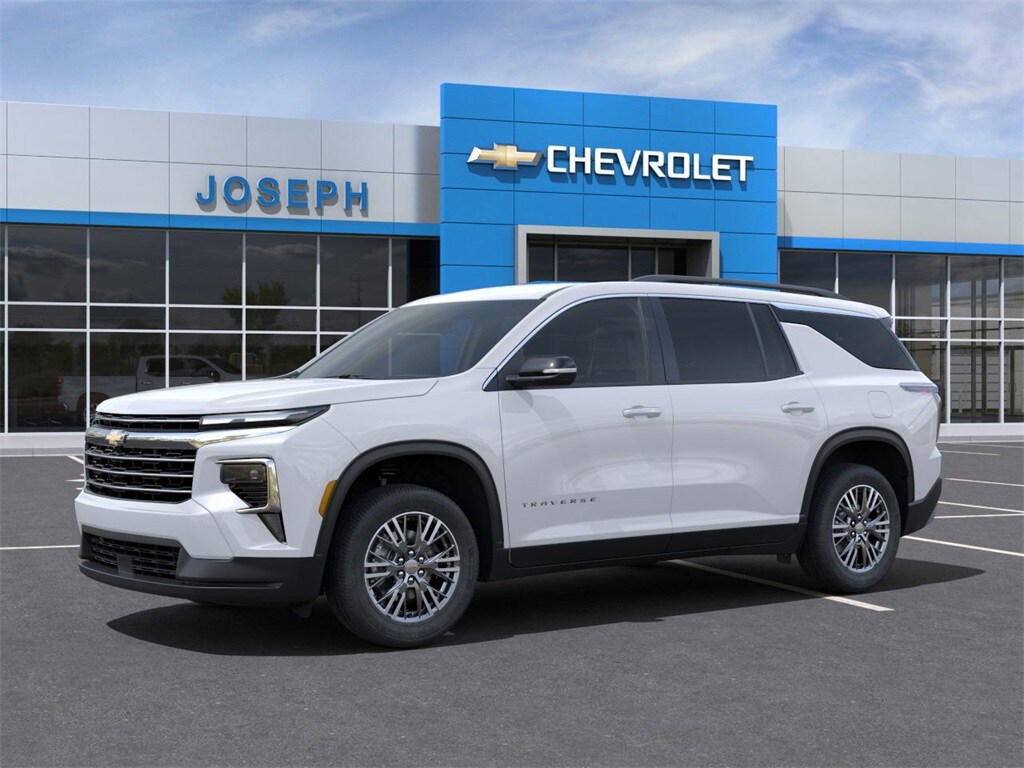 2025 Chevrolet Traverse photo 2