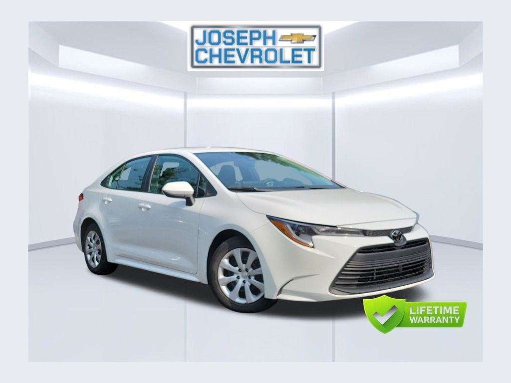 Used 2024 Toyota Corolla LE Sedan