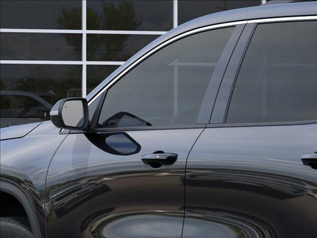2025 Chevrolet Traverse LT - Photo 13