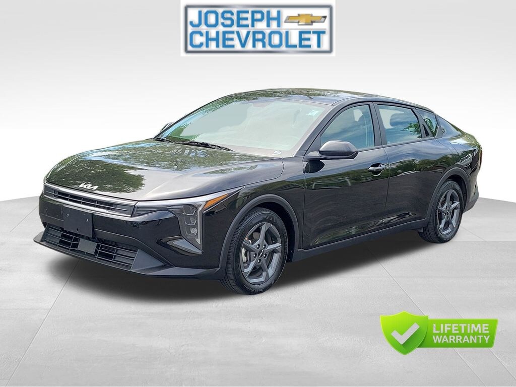 Used 2025 Kia K4 LXS Sedan