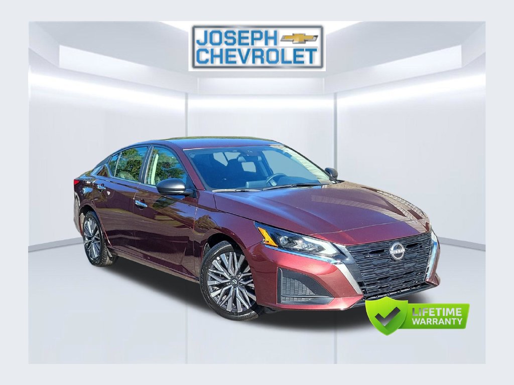 2025 Nissan Altima