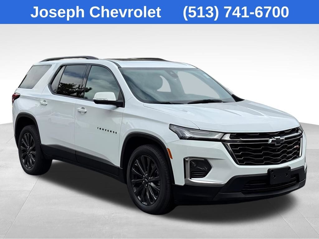 Used 2023 Chevrolet Traverse RS SUV