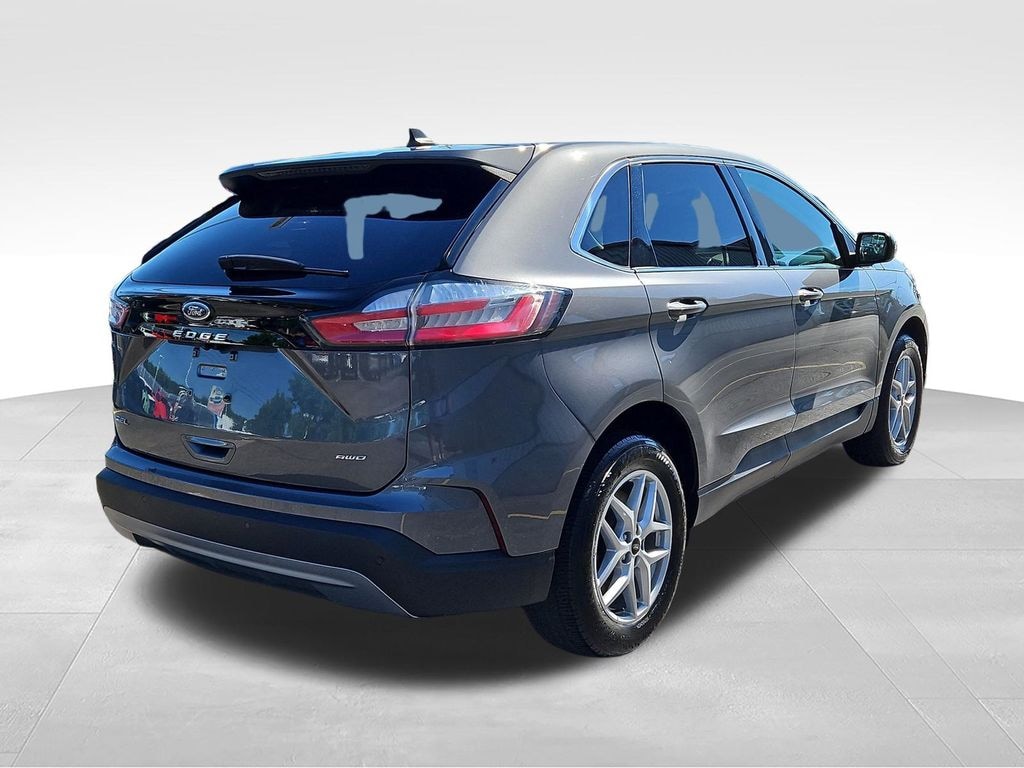 Used 2024 Ford Edge SEL SUV