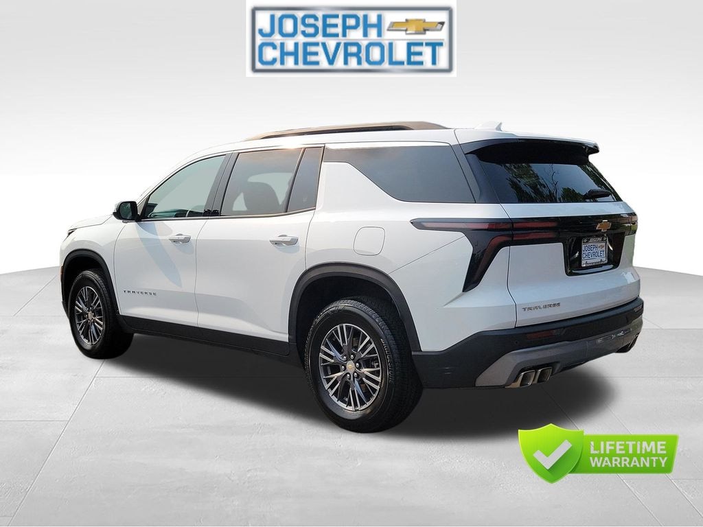 Used 2026 Chevrolet Traverse LT SUV