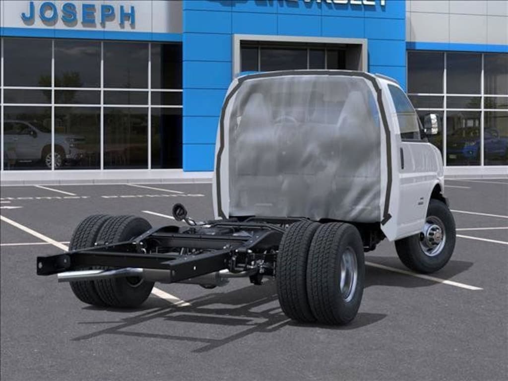 New 2025 Chevrolet Express 3500 Work Van Cab/Chassis