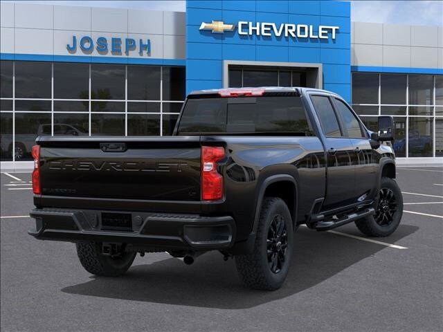 2026 Chevrolet Silverado 2500HD LT photo 4