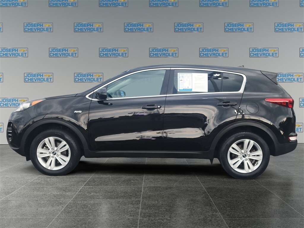 Used 2019 Kia Sportage LX with VIN KNDPMCAC9K7613502 for sale in Cincinnati, OH