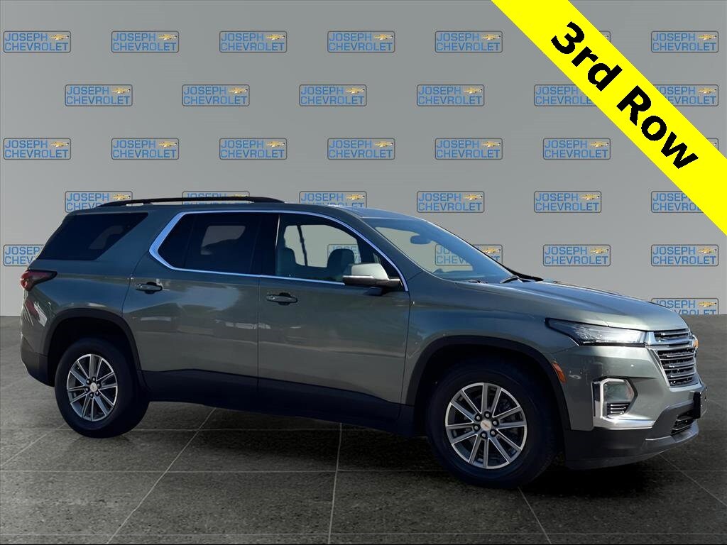 Used 2023 Chevrolet Traverse LT Leather SUV