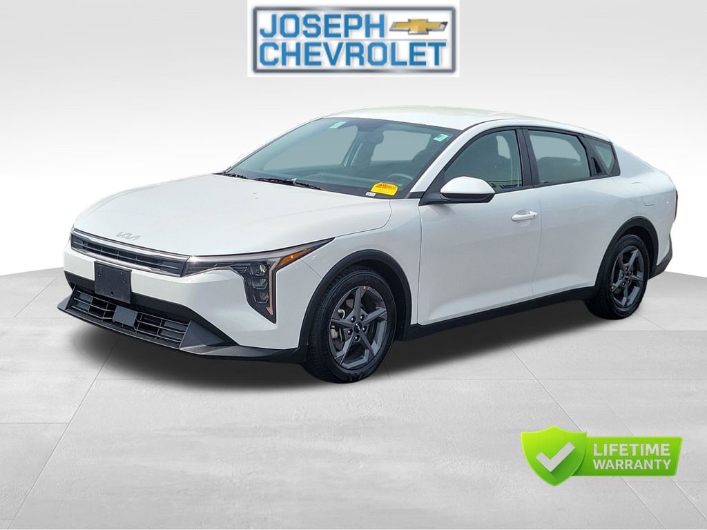 Used 2025 Kia K4 LXS Sedan