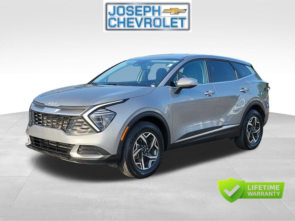 Used 2024 Kia Sportage LX SUV