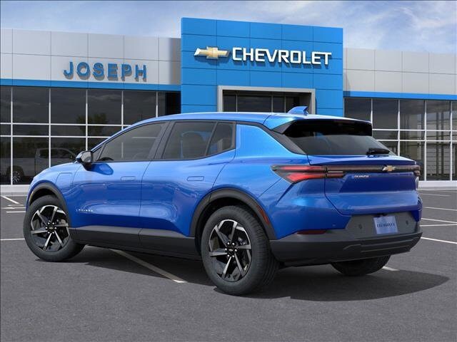 2026 Chevrolet Equinox EV 1LT photo 3