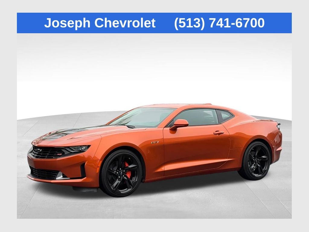 2022 Chevrolet Camaro LT1's photo