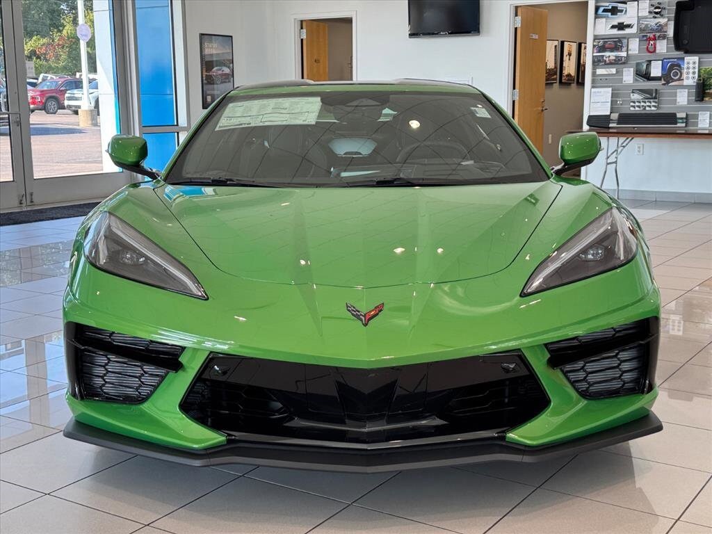 2026 Chevrolet Corvette Stingray 2LT photo 2