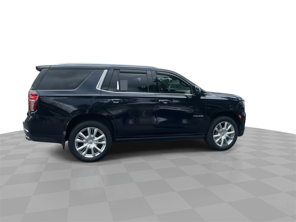 2021 Chevrolet Tahoe High Country photo 2