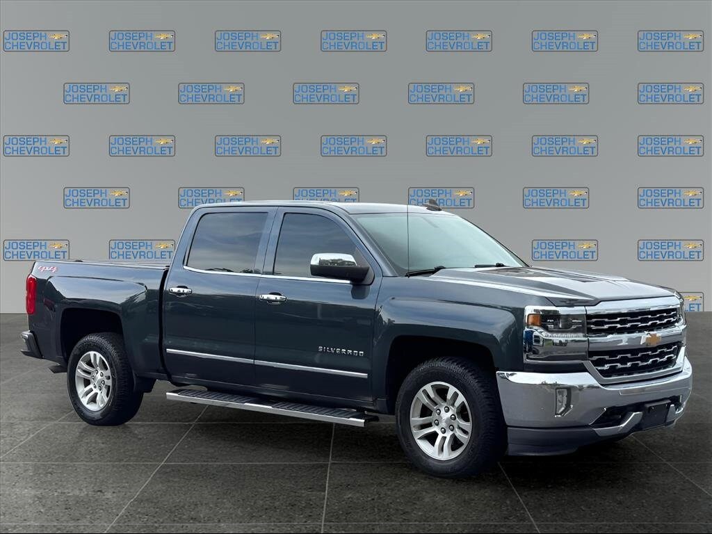 2018 Chevrolet Silverado 1500 LTZ photo 3