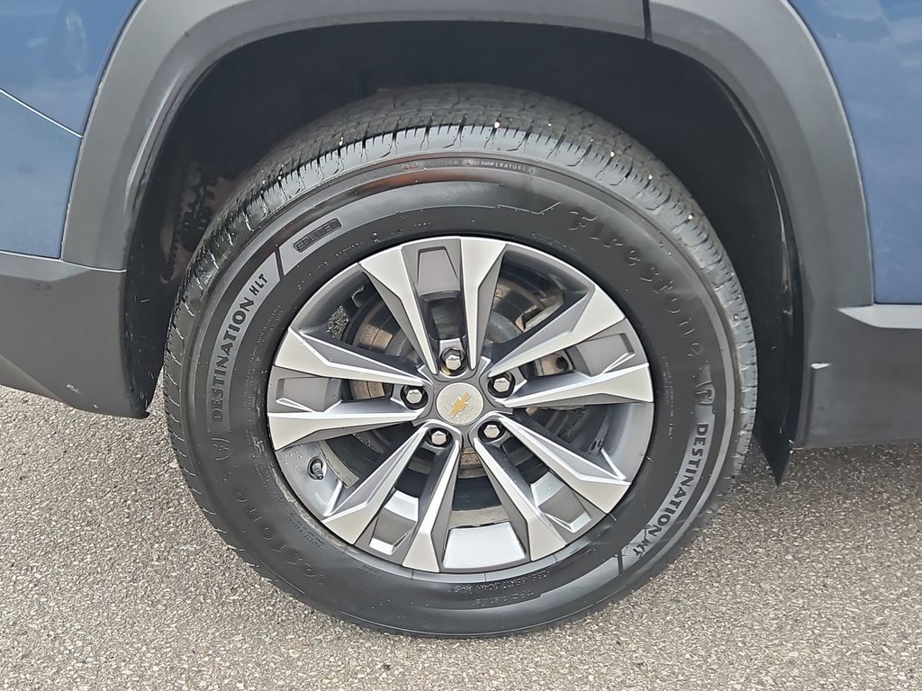 2025 Chevrolet Equinox LT - Photo 6