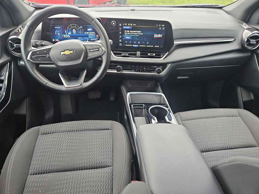 2025 Chevrolet Equinox LT - Photo 10