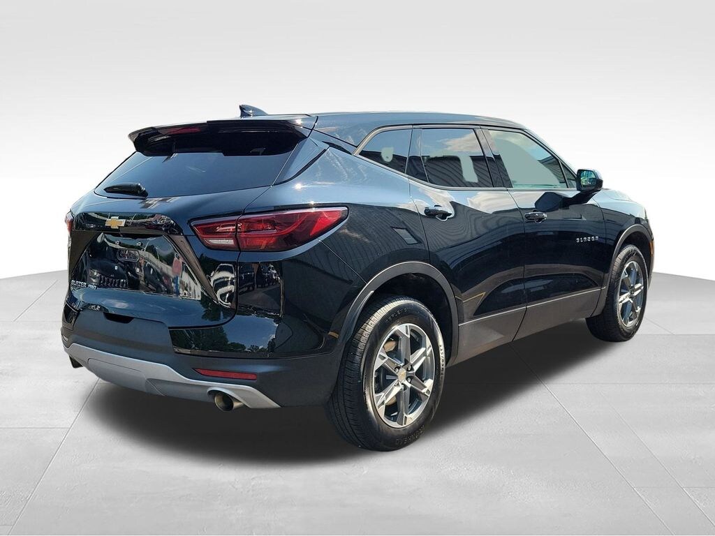 Used 2025 Chevrolet Blazer LT SUV