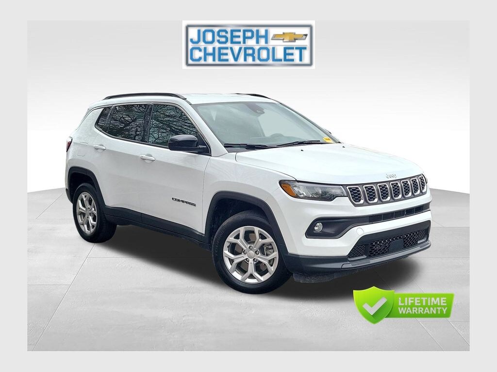 Used 2024 Jeep Compass Latitude SUV