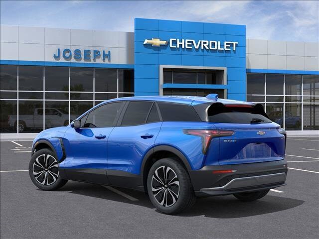 2025 Chevrolet Blazer EV photo 2