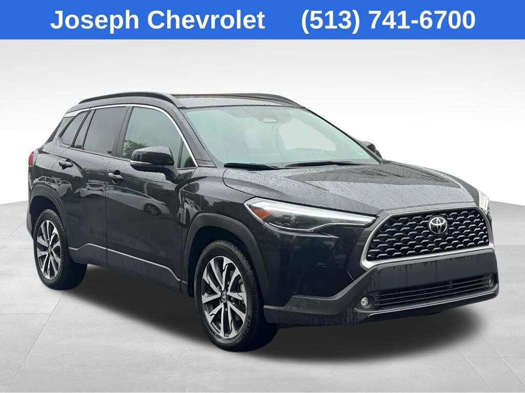 Used 2024 Toyota Corolla Cross XLE SUV