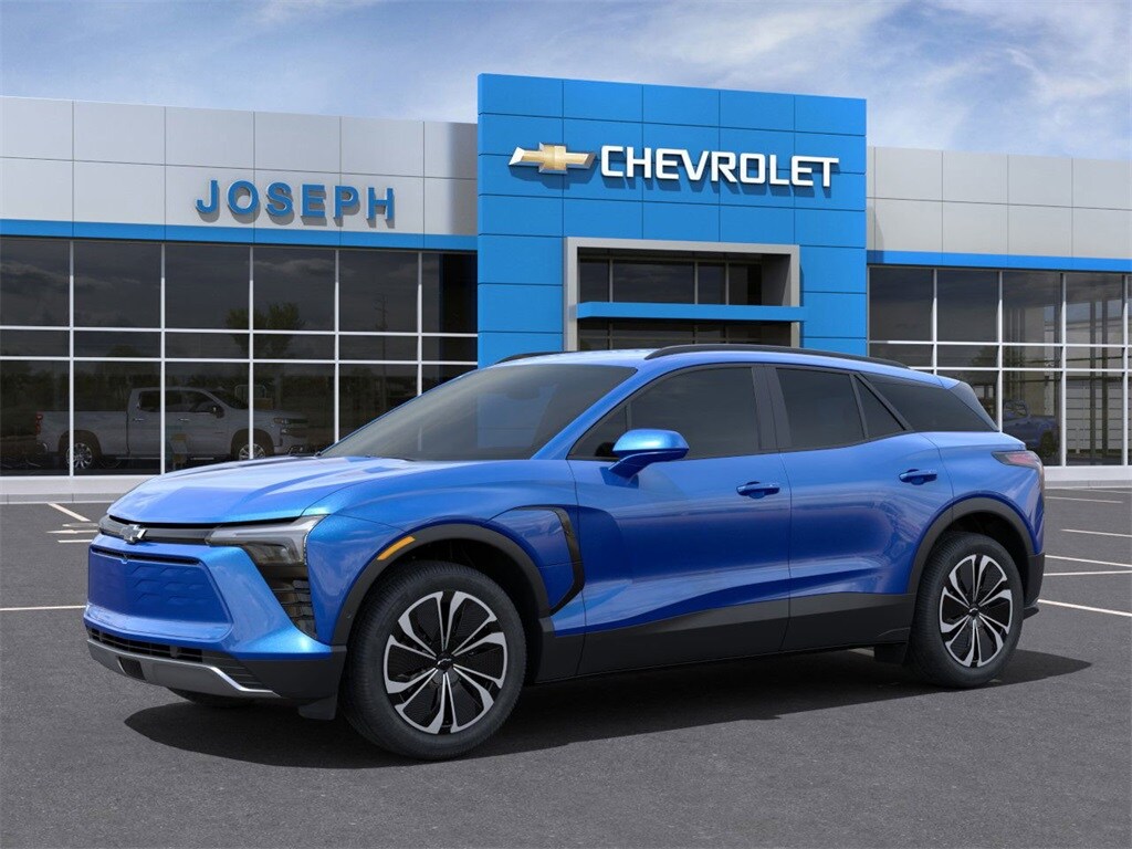 2025 Chevrolet Blazer EV photo 2