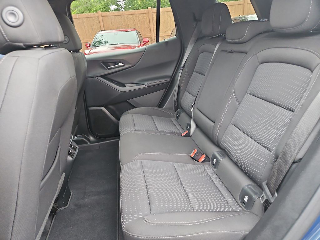2025 Chevrolet Equinox LT - Photo 13