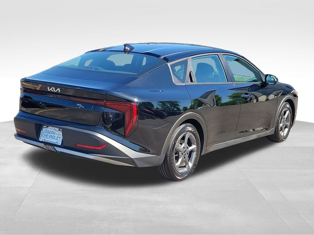 Certified 2025 Kia K4 LXS Sedan
