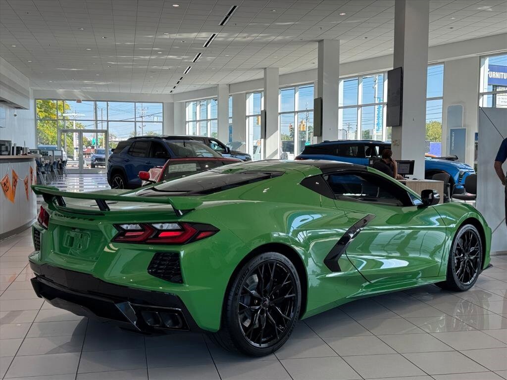 2026 Chevrolet Corvette Stingray 2LT photo 4