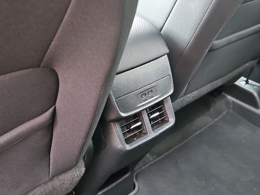 2025 Chevrolet Equinox LT - Photo 12