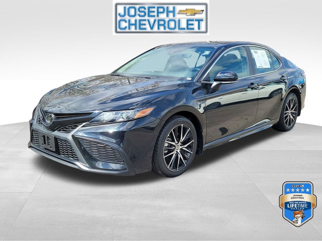 Certified 2024 Toyota Camry SE Sedan