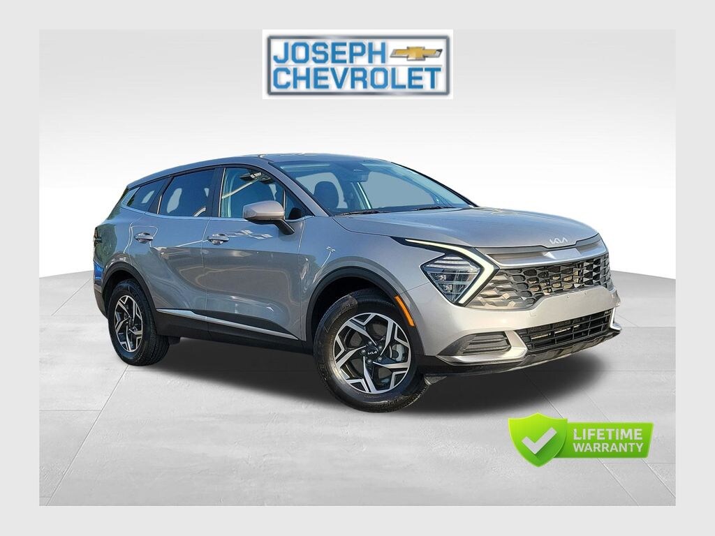 Used 2024 Kia Sportage LX SUV