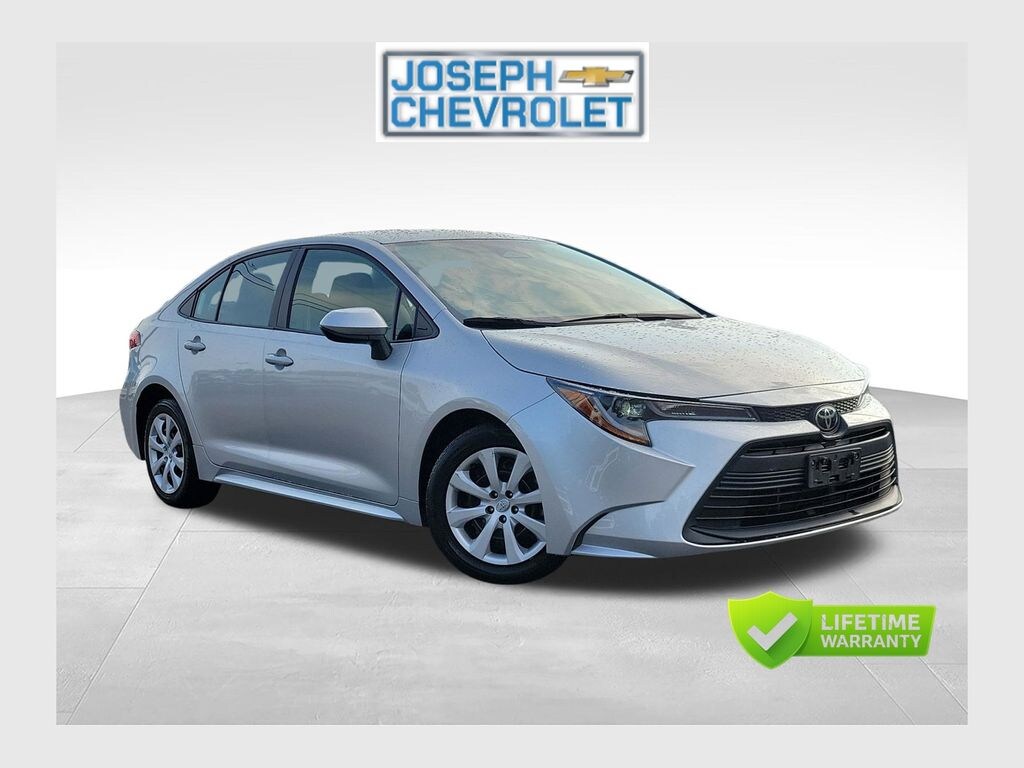 Used 2024 Toyota Corolla LE Sedan