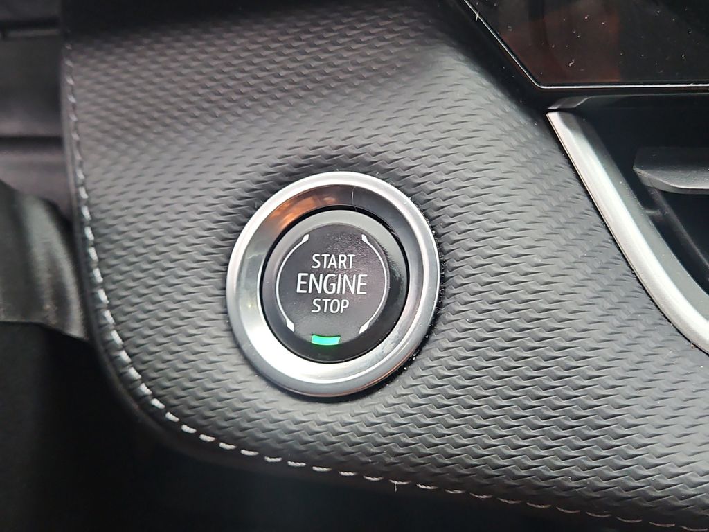 2025 Chevrolet Equinox LT - Photo 30