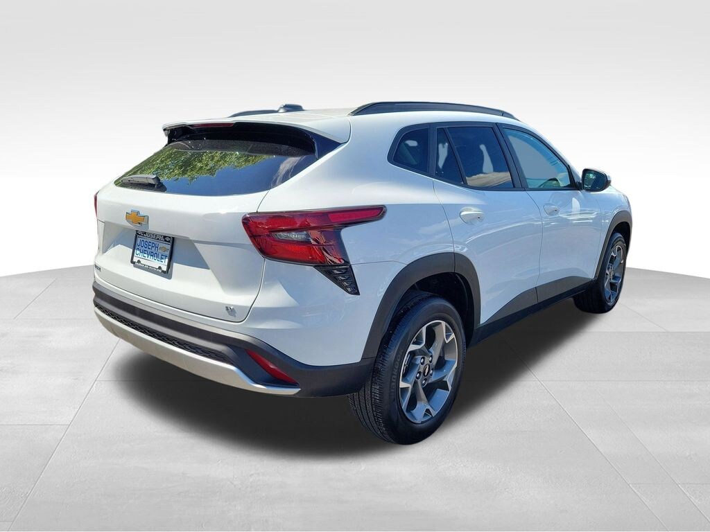 Certified 2025 Chevrolet Trax LT SUV