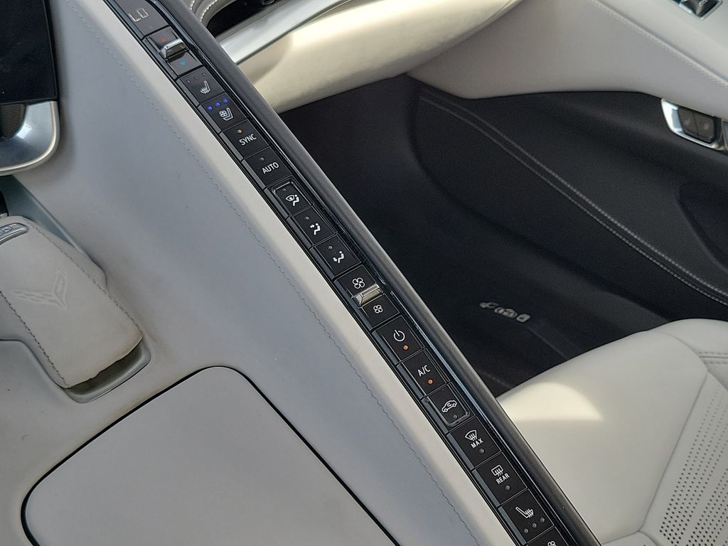 2025 Chevrolet Corvette 3LT - Photo 20