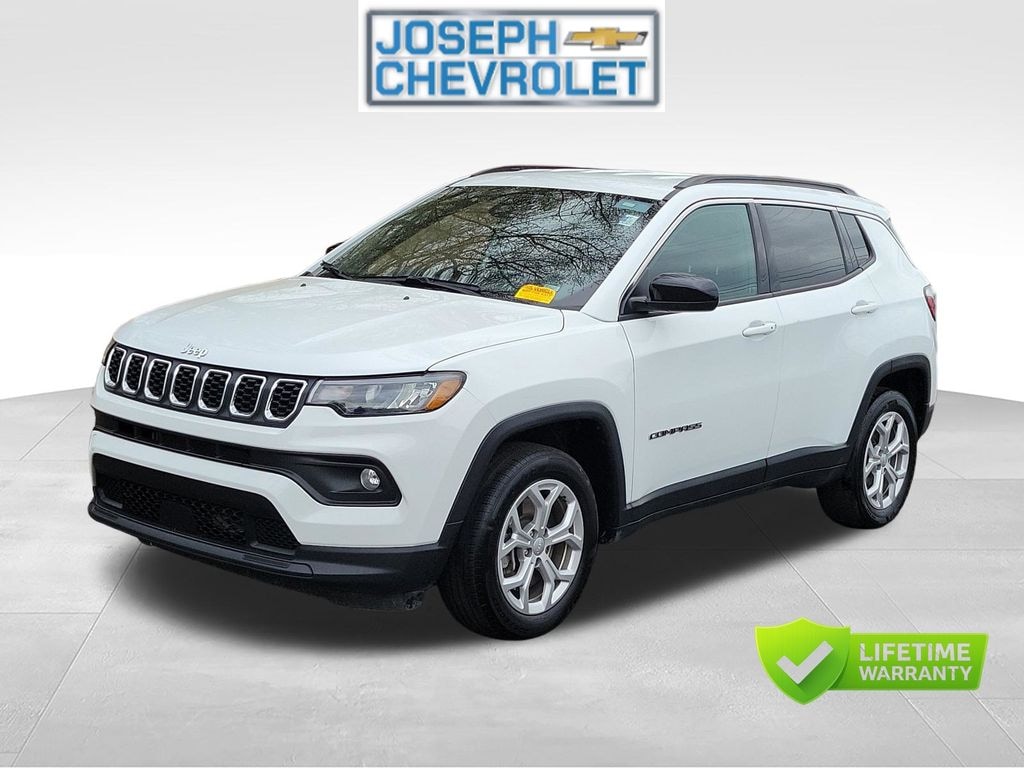 Used 2024 Jeep Compass Latitude SUV