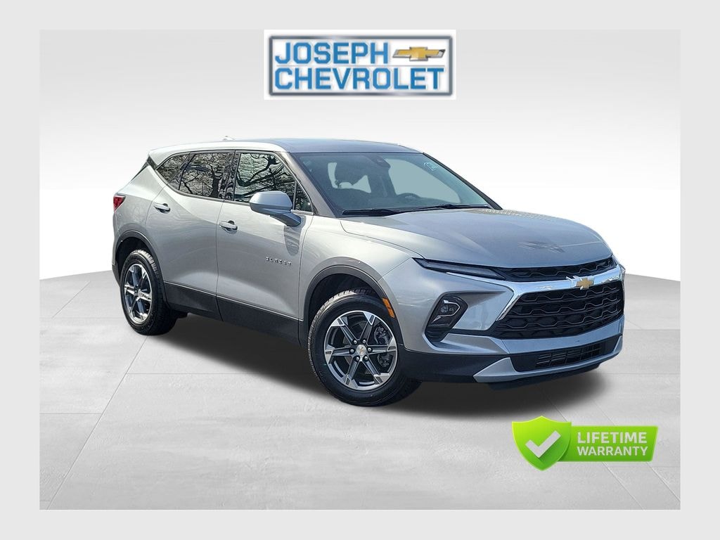 Used 2025 Chevrolet Blazer LT SUV