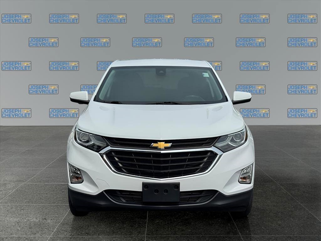 2020 Chevrolet Equinox LT photo 2