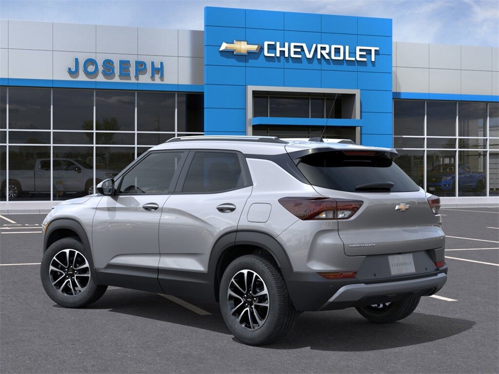 2026 Chevrolet Trailblazer LT photo 2