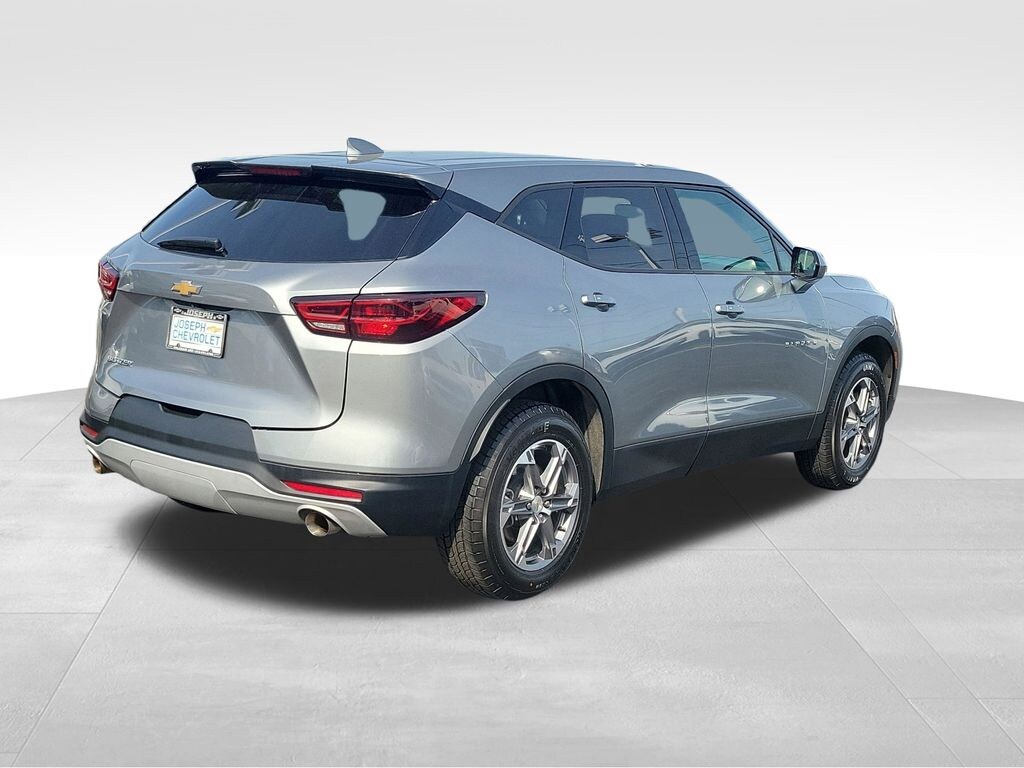 Used 2025 Chevrolet Blazer LT SUV
