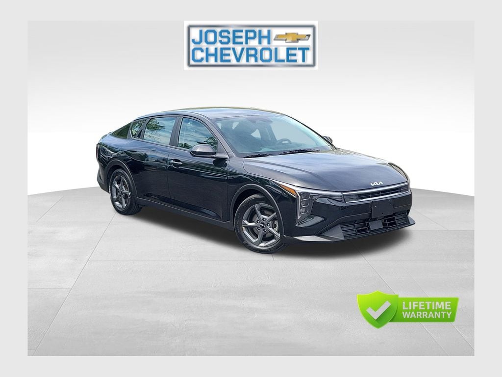 Used 2025 Kia K4 LXS Sedan