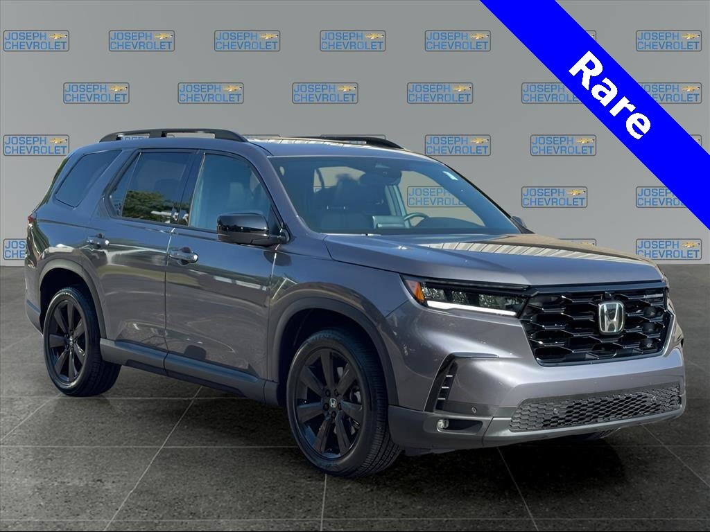 2025 Honda Pilot Black Edition photo 3