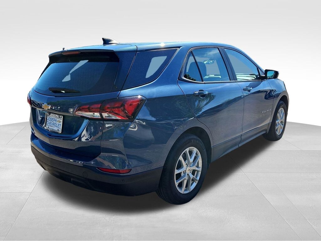 Used 2024 Chevrolet Equinox LS SUV