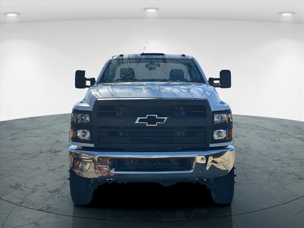 New 2024 Chevrolet Silverado 6500HD 1WT Truck