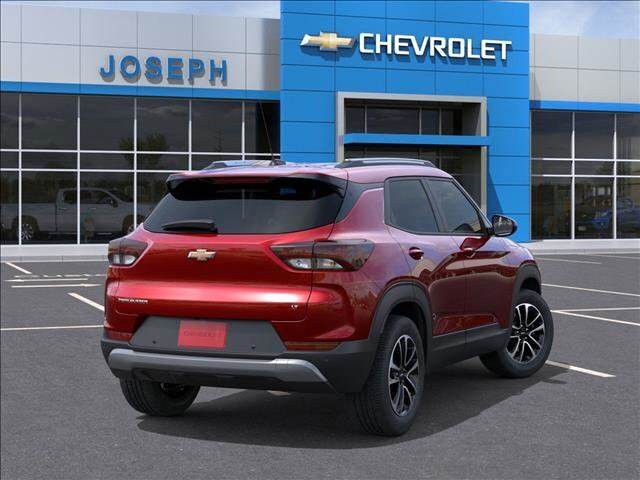 2026 Chevrolet Trailblazer LT photo 3